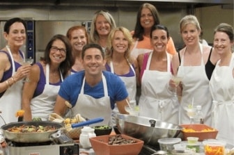 Evan Marc Katz with the Love U community in the kitchen